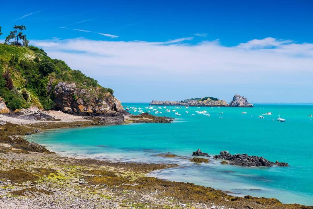 Cote Jardin - Cancale - Gite Standing - Proche Centre Et Port Buitenkant foto